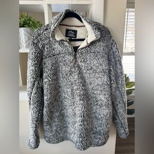 Sherpa Women's Black and White Zip Up Jacket